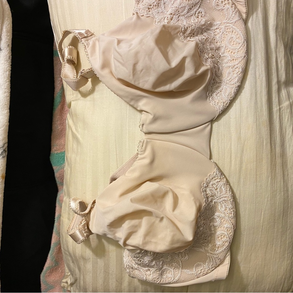 Olga Cream Lace Women's Bra